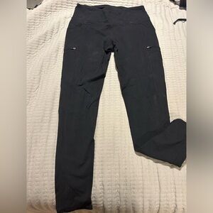 Athleta Zippered Pocket Legging